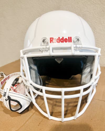 NEW WITH TAGS - Riddell Victor I Football Helmet Youth S/M White/White Mask