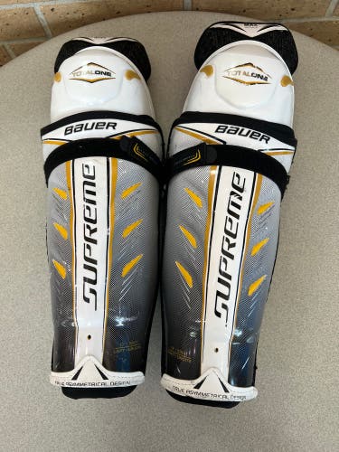 Used Bauer Supreme TotalOne Shin Pads Retail