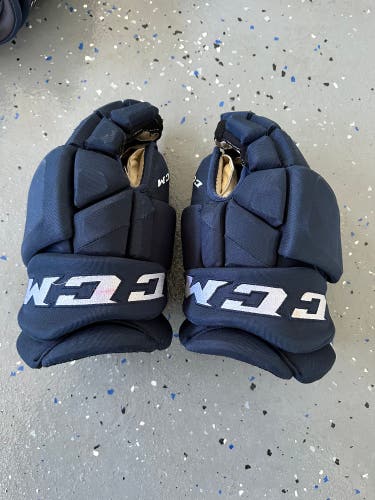 CCM Pro Stock Milwaukee Admirals Gloves Size 14 Navy