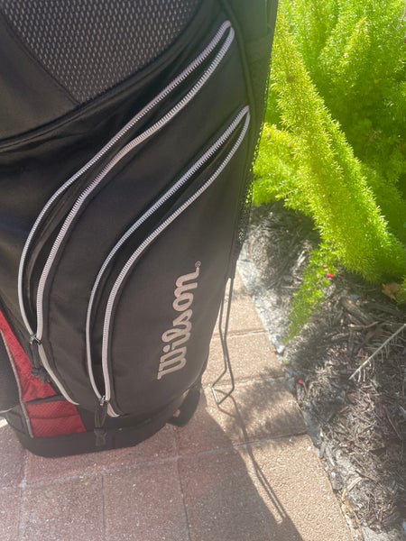 Wilson golf stand bag with shoulder strap  and club dividers
