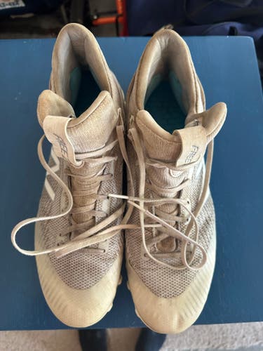 White Adult Used Men's Size 11 (Women's 12) Molded Cleats New Balance Mid Top