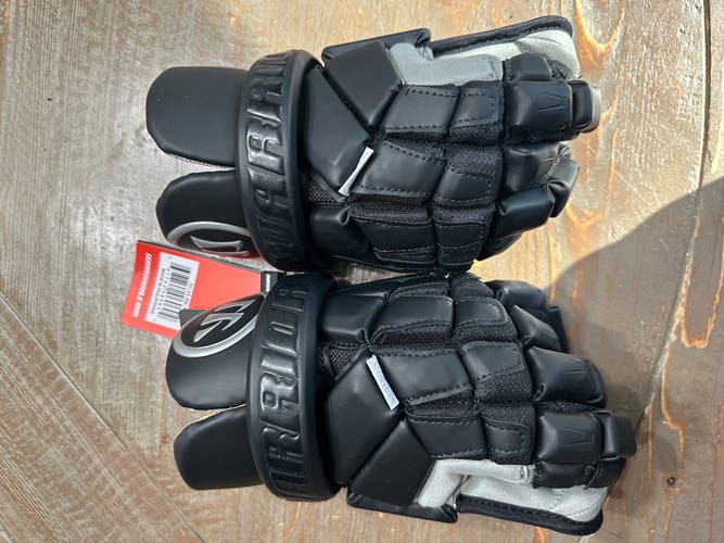 New Goalie Warrior Nemesis Medium Lacrosse Gloves