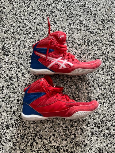 ASICS Kids Size 2.5 Wrestling Boxing Shoes