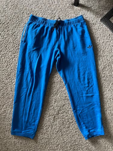 Men’s XL Blue Adidas Sweatpants
