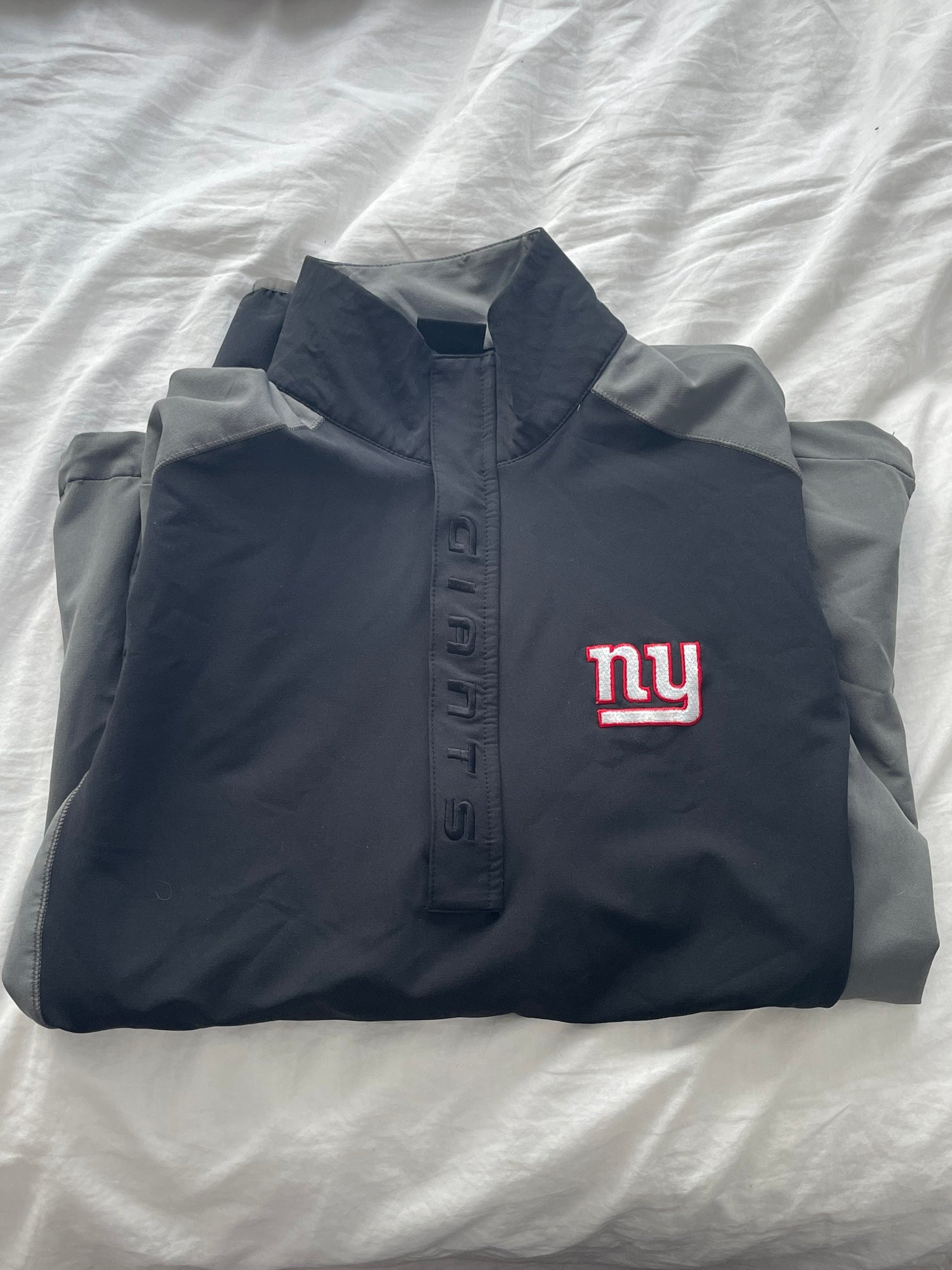 NFL New York NY Giants Football Embroidered 1/4 Zip Hooded