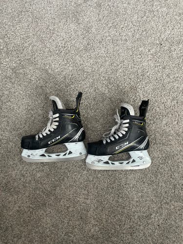 CCM Tacks 9070 Hockey Skates