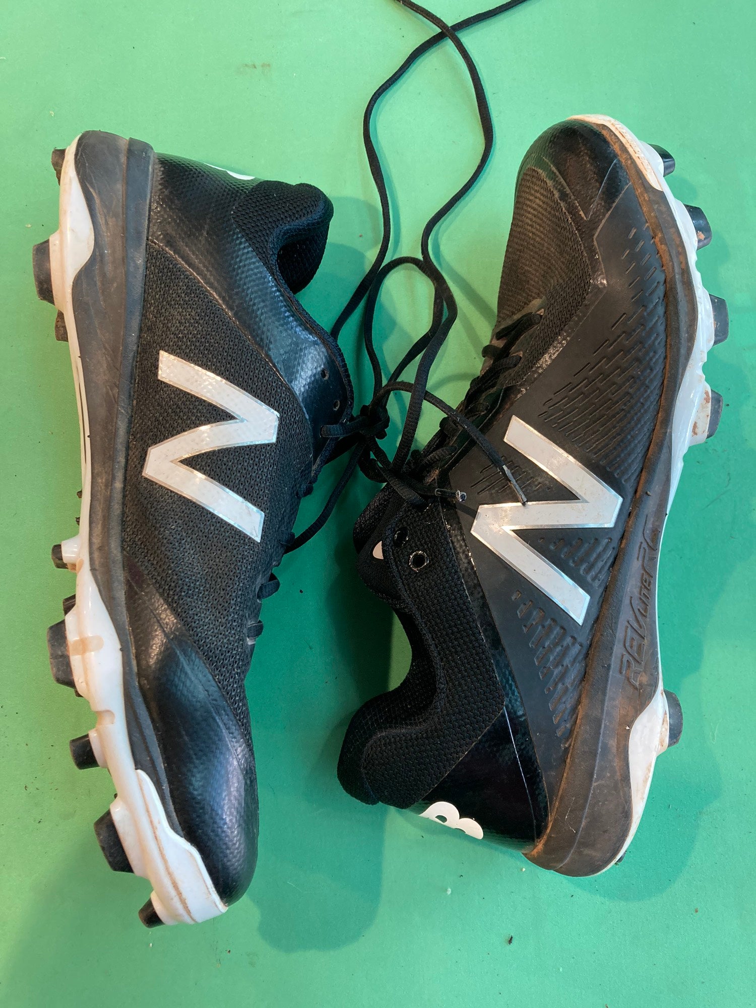 New Balance Men Tupelo V1 Baseball Cleats Gray 14