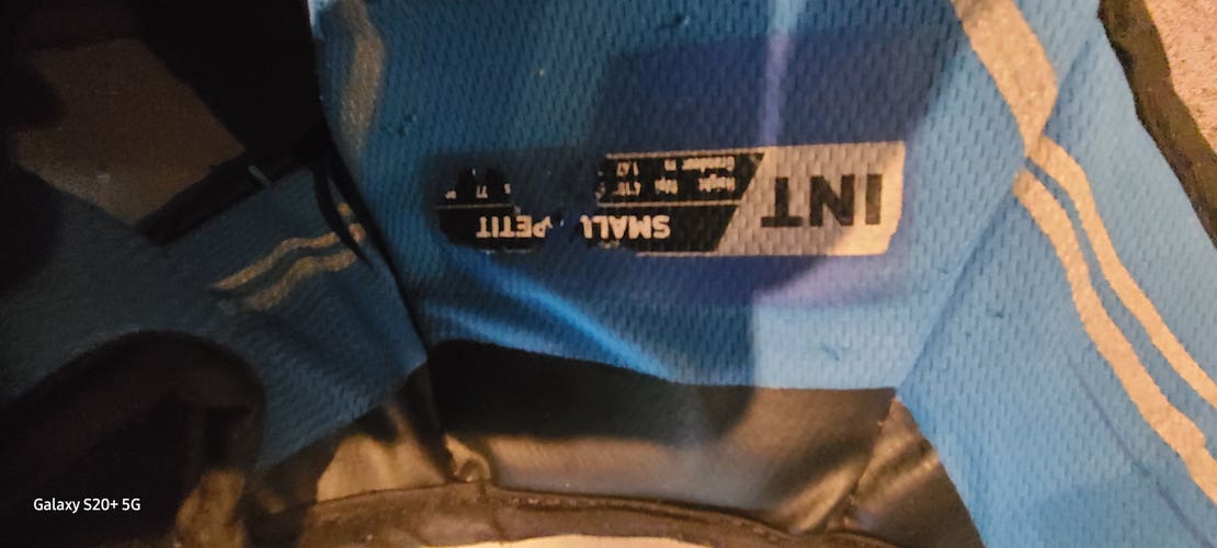 Used Small Bauer Elite Goalie Chest Protector