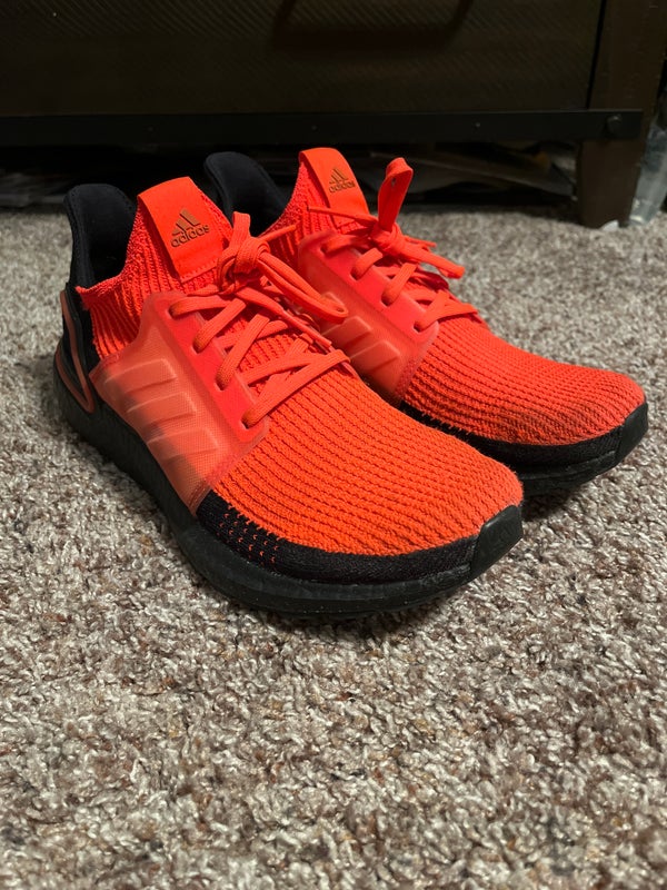 Men’s Adidas Ultraboost 19 Size 10.5 Solar Red Core Black