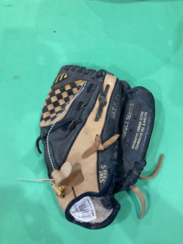10.75" Baseball Gloves & Mitts New and Used on SidelineSwap