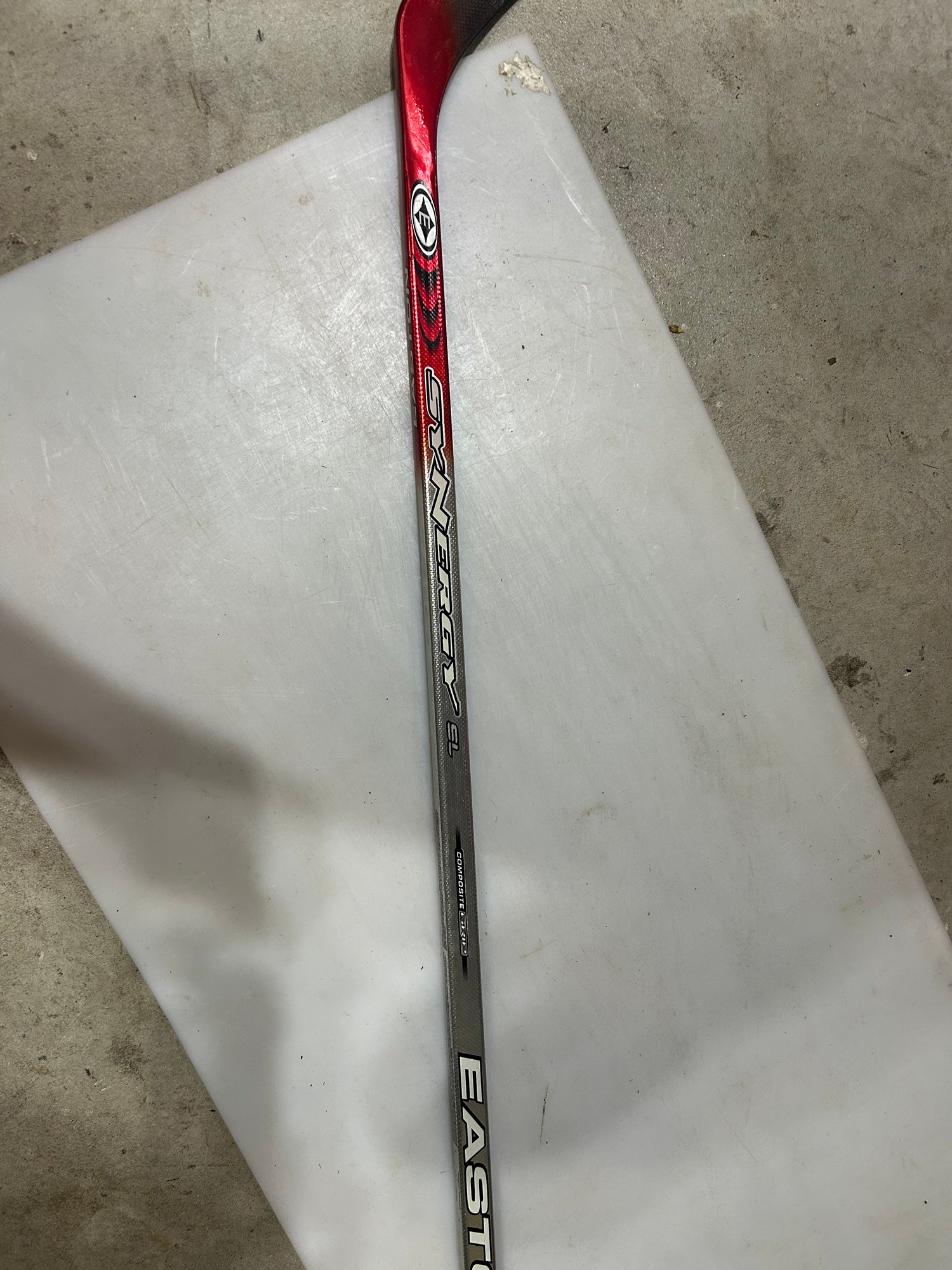 Easton Synergy II Grip hockey shaft with new Drury blade RH