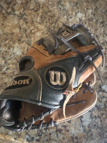 Infield 11.25" A2000 1788 Baseball Glove