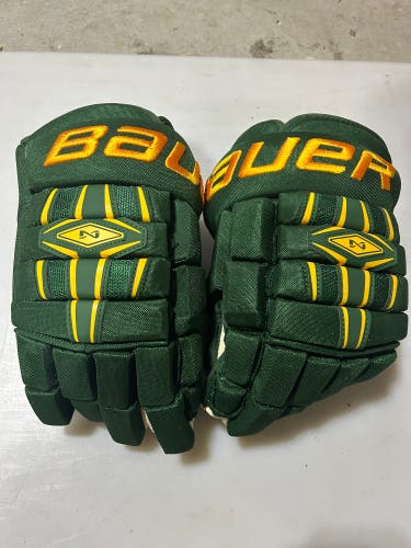 Bauer Nexus Hockey Gloves NEW 14”