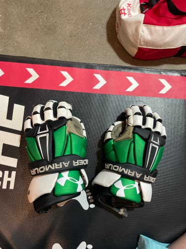 Used Player's Under Armour 12" Command Pro Lacrosse Gloves