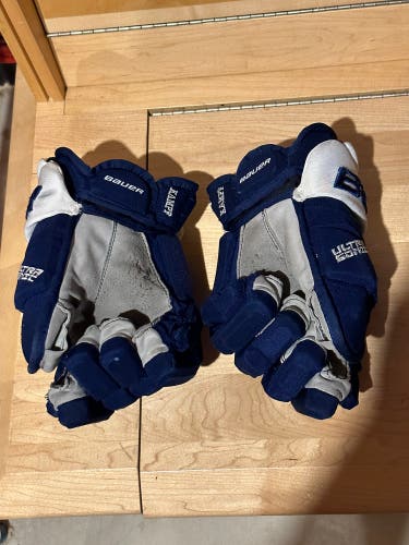 Toronto Maple Leafs - David Kampf Game Worn Bauer 14” Gloves
