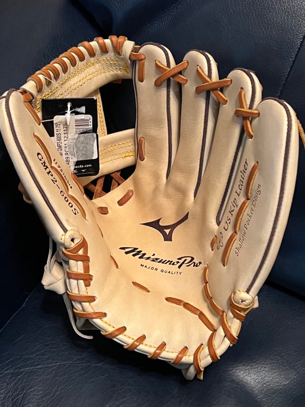 Mizuno Pro Michael Chavis 11.75 Baseball Glove: GMP2MC-600R