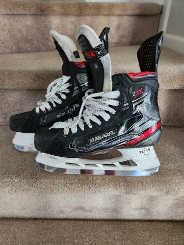 Bauer Vapor 2X Hockey Skates Regular Width Size 9- Brand New Steel