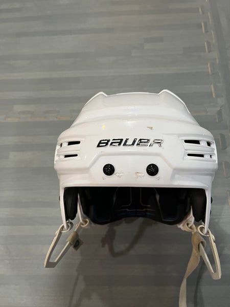 Used Large Bauer Re-Akt 200 Helmet White