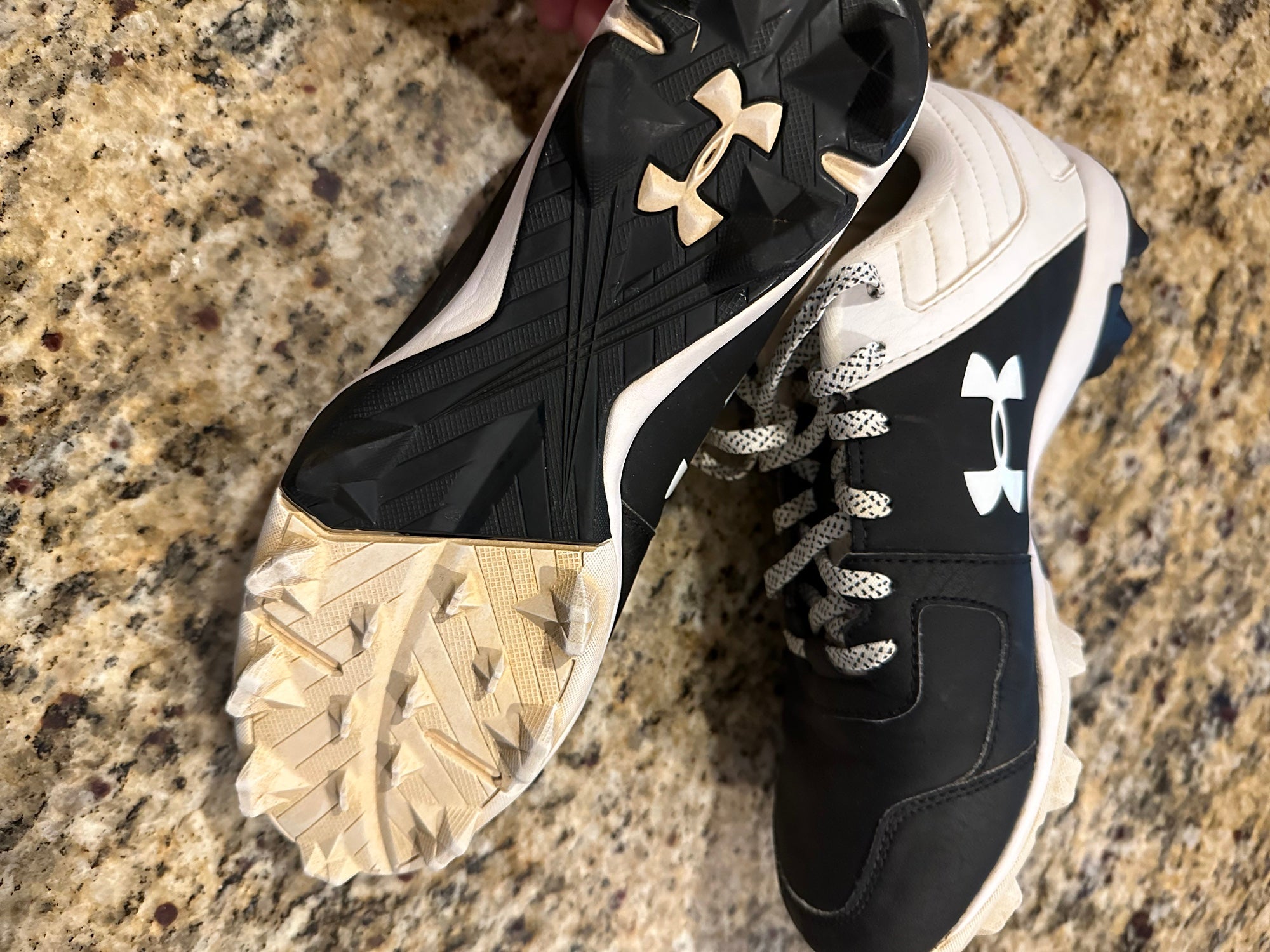 Under Armour Leadoff Low RM Jr, Baseball Softball Cleats