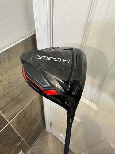 TaylorMade Stealth Driver 9* Stiff Flex Right Handed