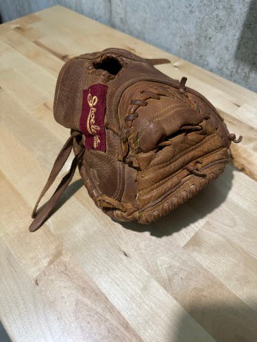 Shoeless Joe Youth Catchers Mitt 30”