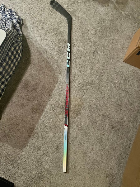 Senior Left Hand P28 JetSpeed FT6 Pro Hockey Stick