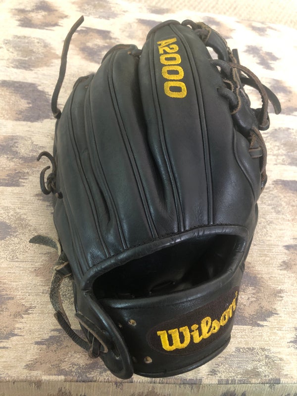 Wilson A2000 Black Infield 11.5" Glove
