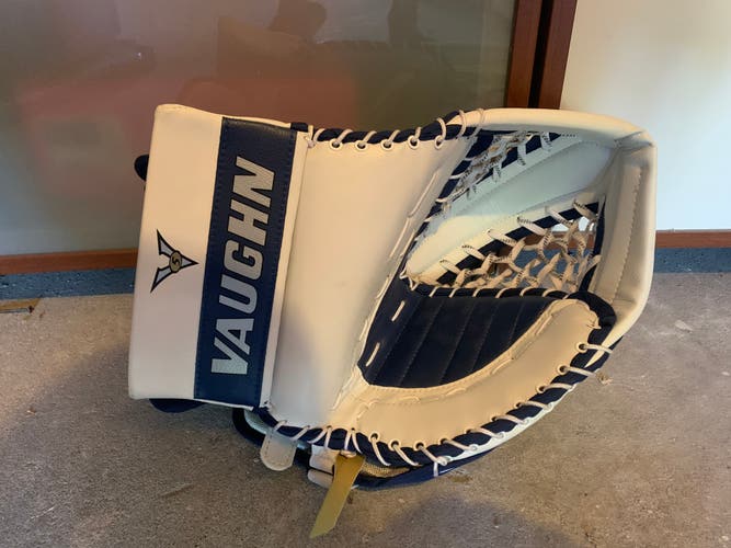 New Regular Velocity V5 Glove and Blocker