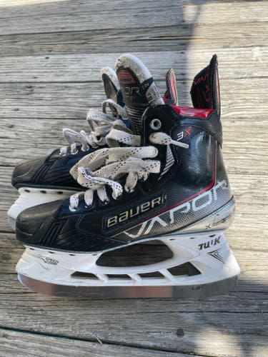 Bauer Vapor 3X Hockey Skates Size 8.5