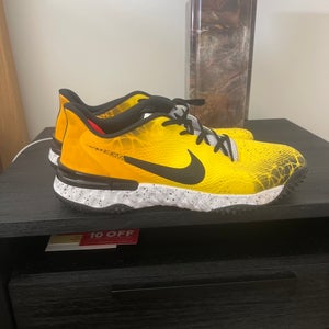 Yellow Used Turf Cleats Low Top Nike alpha huarache elite 3