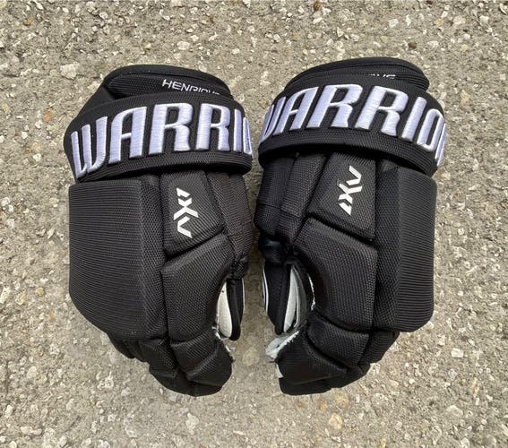 Used Warrior 13.5 Pro Stock AX1 Pro Gloves
