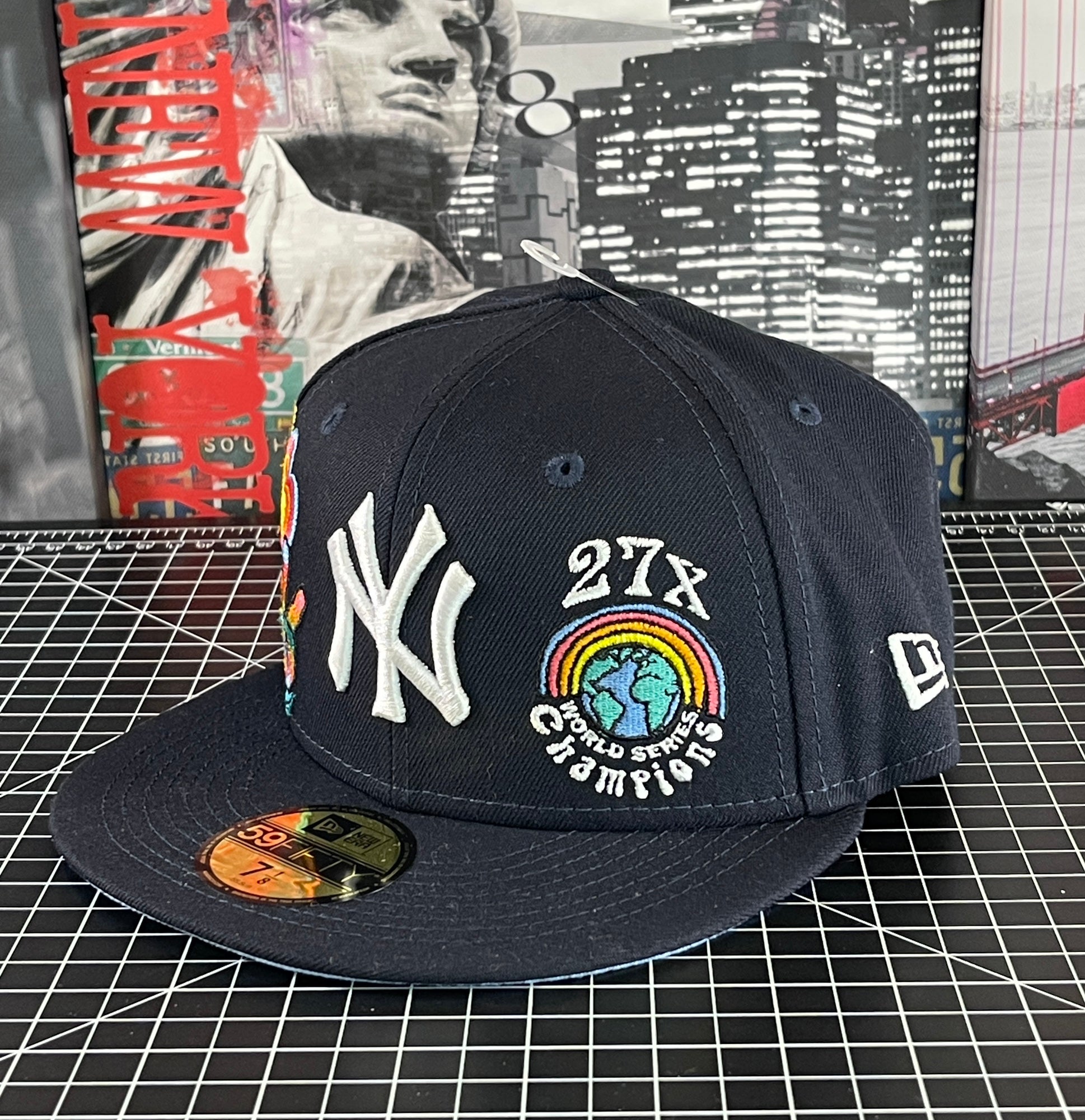 New Era New York Yankees Groovy 59FIFTY Fitted Blue Undervisor 
