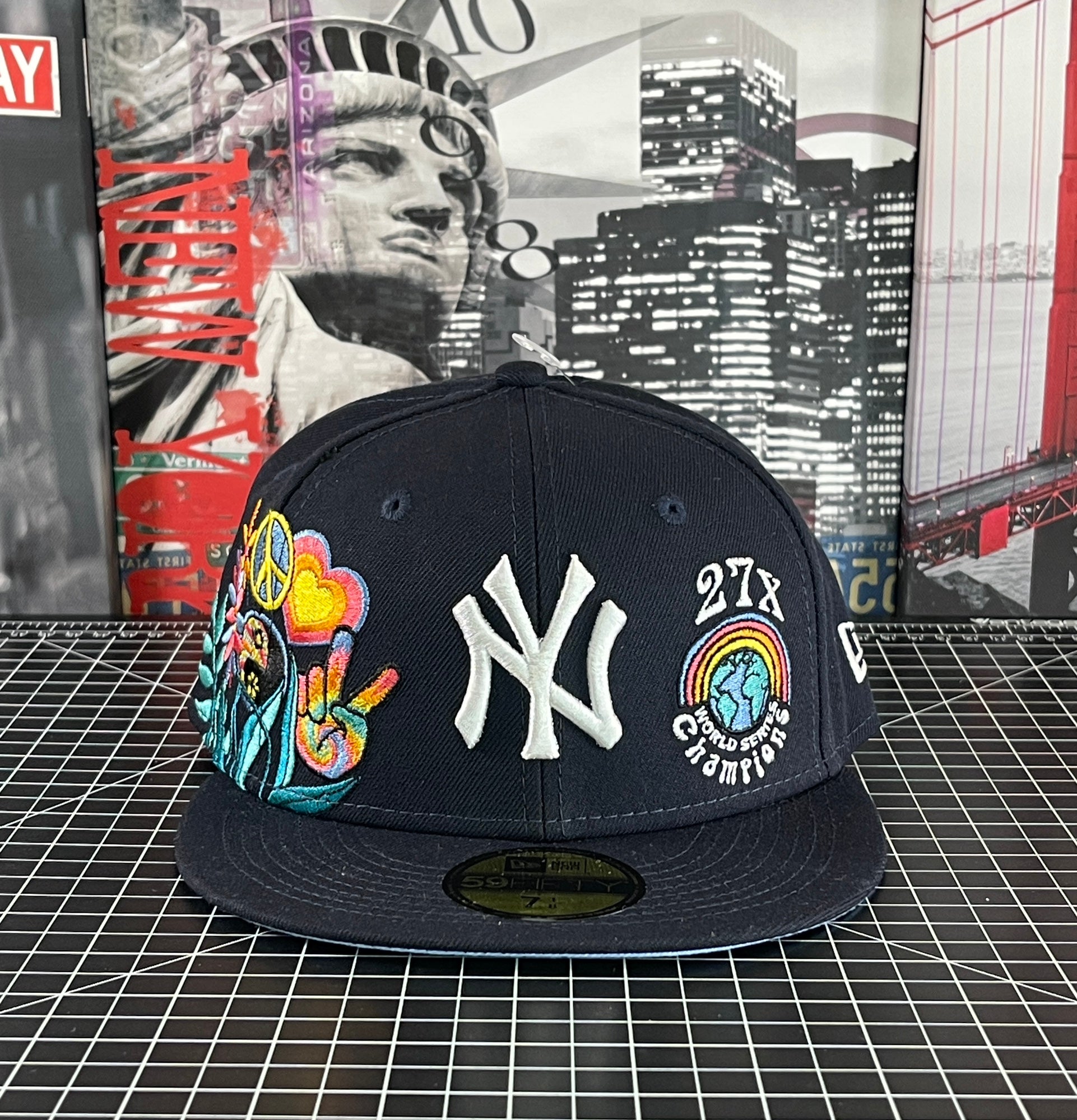 New Era New York Yankees Groovy 59FIFTY Fitted Blue Undervisor