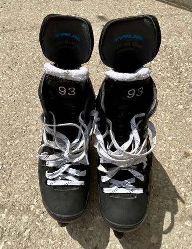 Used True Wide Width Pro Stock Size 9.5 Pro Custom Hockey Skates