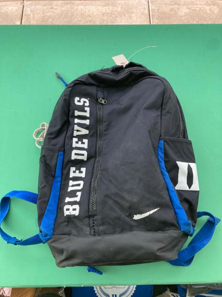 duke nike backpack Chase Jeter With Security Tags The Players Trunk the backpack features padded shoulder straps that can be easily adjusted to ensure a secure and personalized fit Laptop Backpack Nike Duke Blue