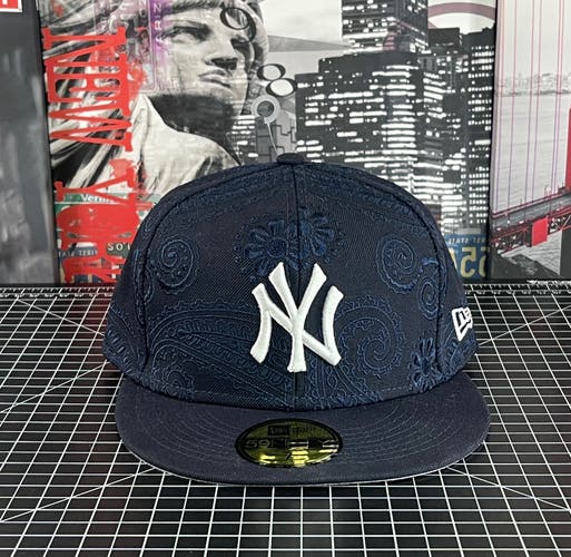 New Era New York Yankees Swirl 59FIFTY Fitted Navy/Gray UV Hat 60288103 Size 7