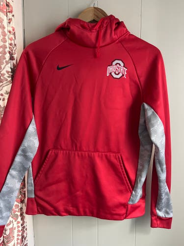 Red Used Medium Nike Sweatshirt