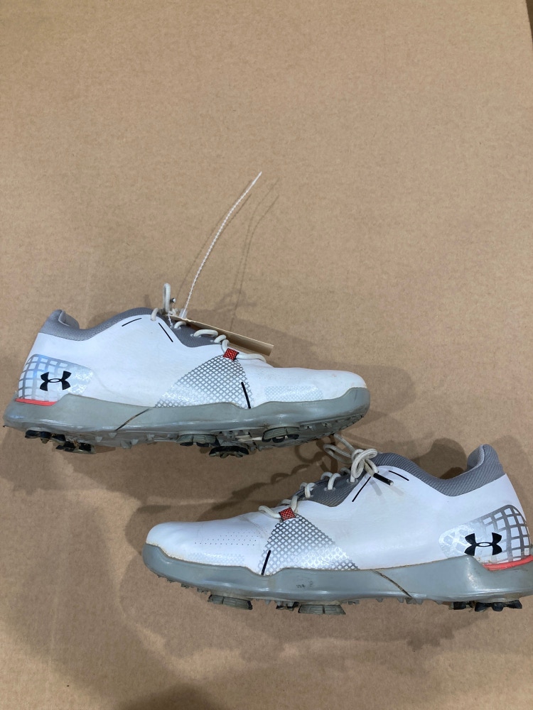 Used Kid's 5.5 Under Armour Golf Shoes