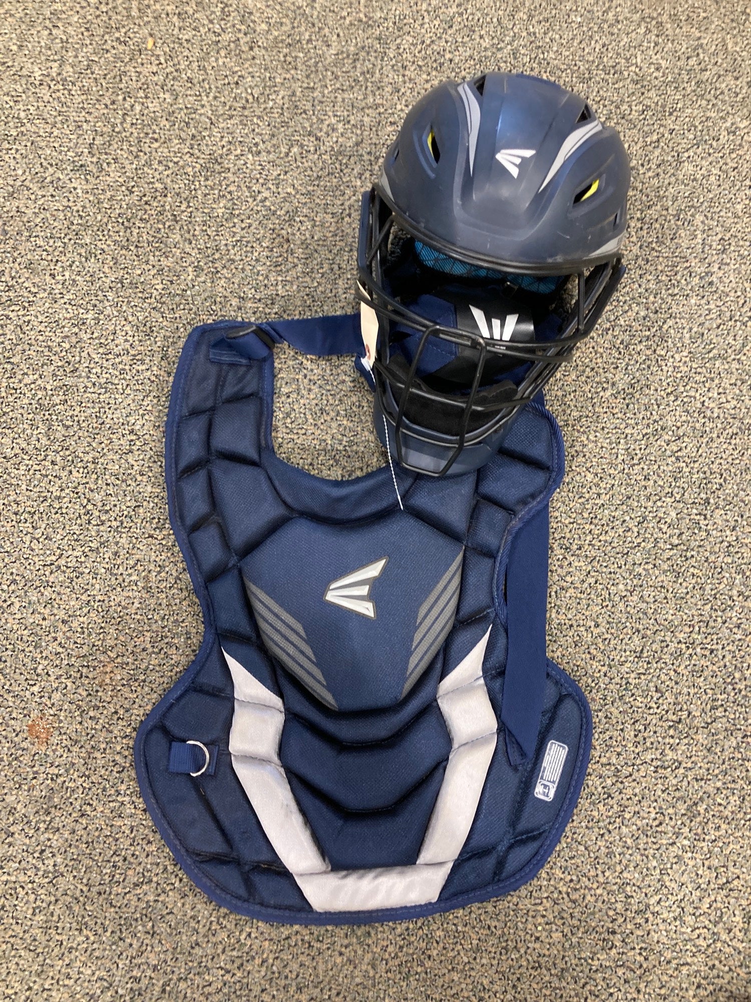 Easton Gametime Catcher's Box Set, Baseball Catcher's Gear