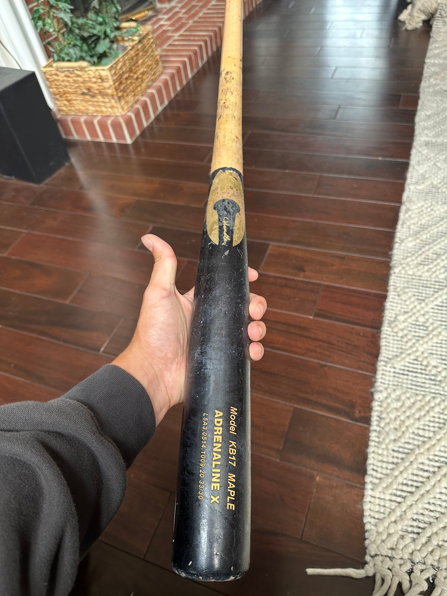 Chandler Pro Maple Wood Bat: CB271 Adult 