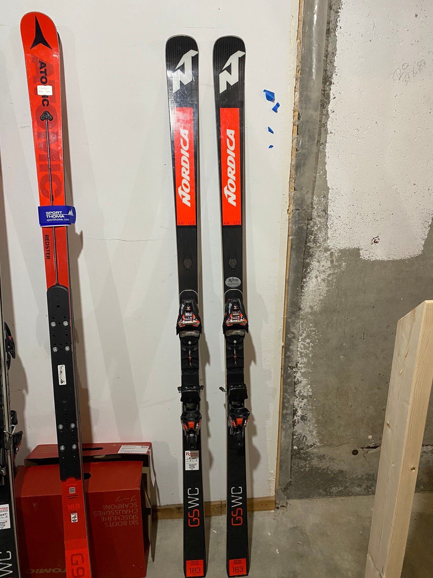 183 cm Nordica Doberman GS WC with x16 Din Marker Bindings