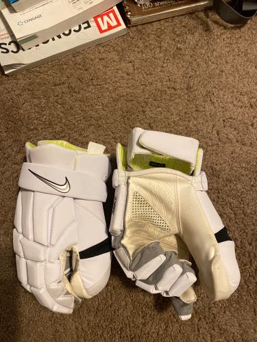 Used Goalie Nike Extra Large Vapor Pro Lacrosse Gloves