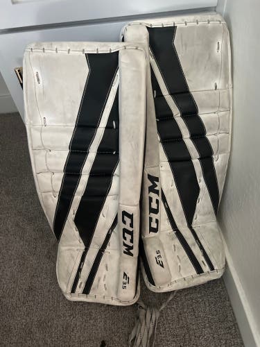 24" CCM Extreme Flex E3.5 Goalie Leg Pads