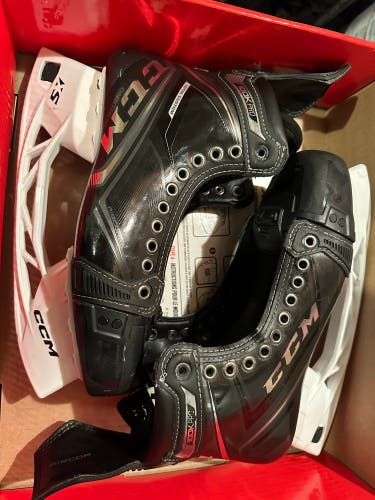 Used CCM Size 9.5 RibCor 100k Pro Hockey Skates