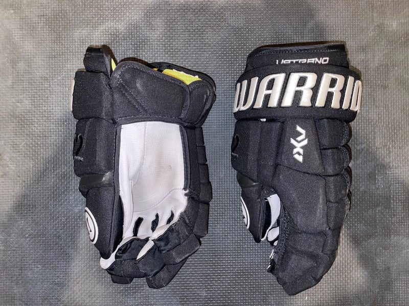 Warrior AX1 PRO Hockey Gloves 13" Vatrano NHL Boston Bruins Digital Palms