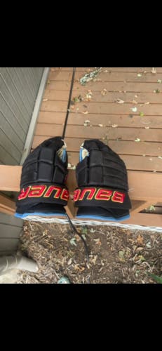 New Mexico NAHL Gloves