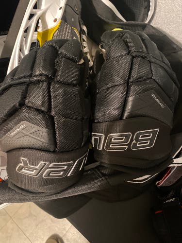 Bauer Ultra Sonic gloves