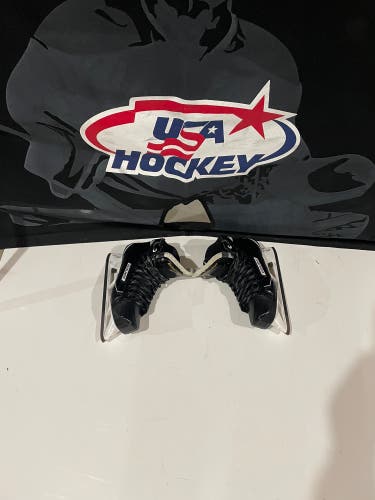 Used Bauer Regular Width Size 5 Supreme S190 Hockey Goalie Skates
