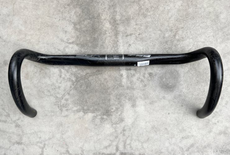 FSA SL-K Compact Carbon Road Drop Handlebar 44 cm Black (31.8/125/80mm)