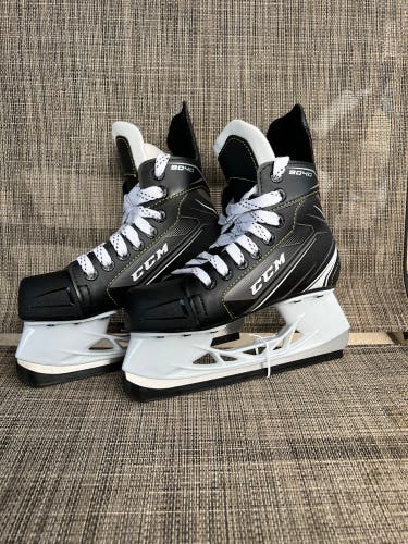 A05 Junior New CCM Tacks 9040 Hockey Skates D&R (Regular) 1.0